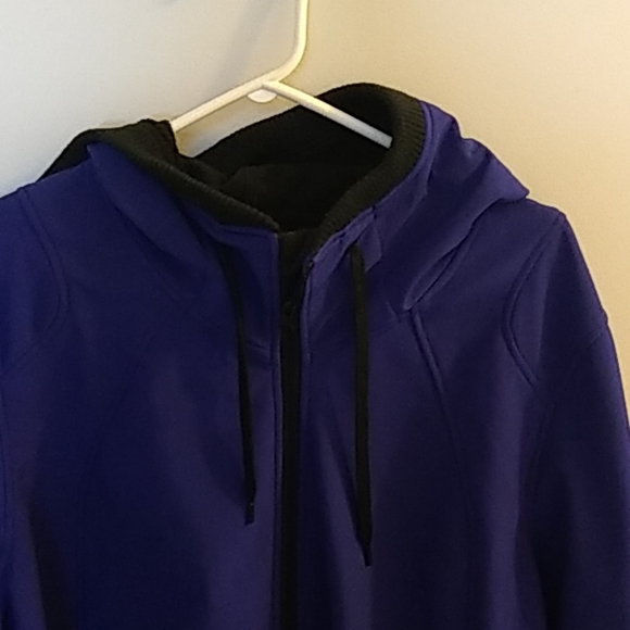 Women's Sport Jacket - Picture 2 of 4